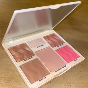 ❌SOLD❌Cover FX Perfector Face Palette Light/Medium